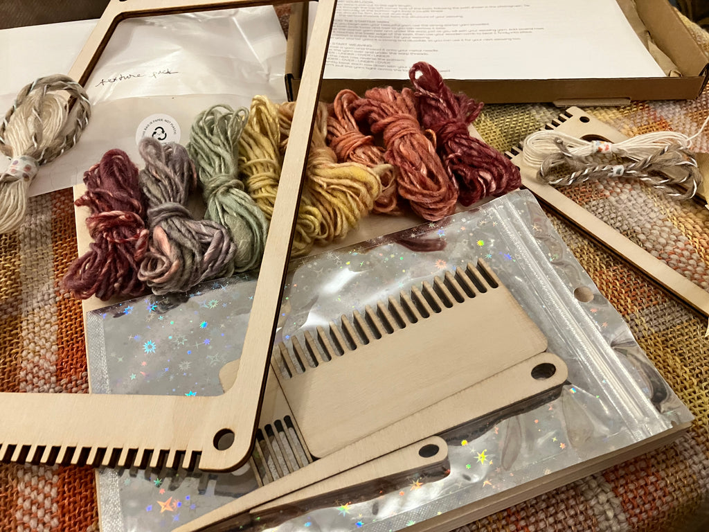 Pocket Loom Weaving Kit