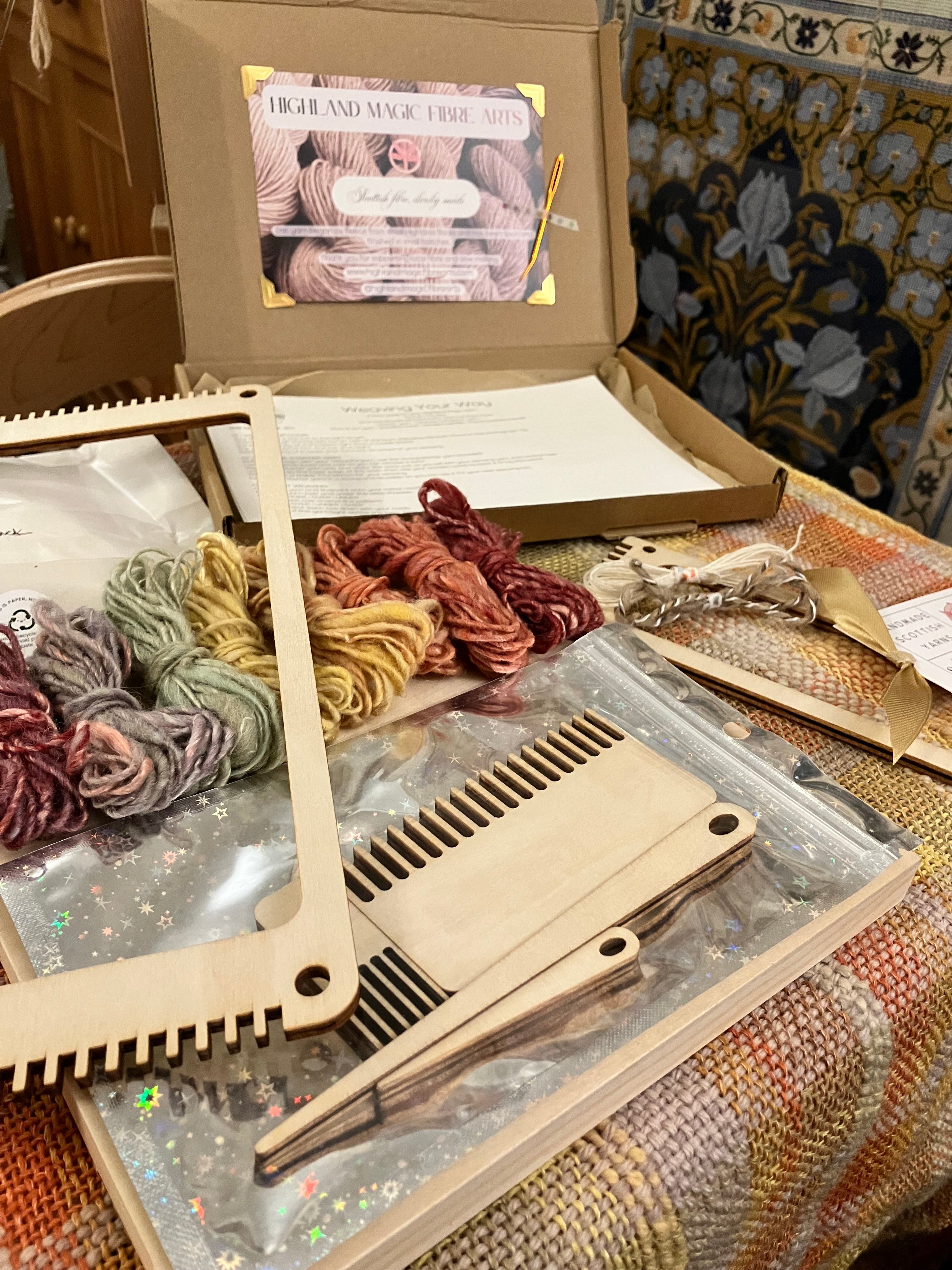 Pocket Loom Weaving Kit